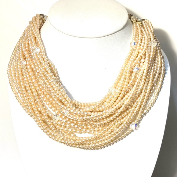 25 strands Vintage faux pearls AB Aurora Borealis 1950's-1960's 16